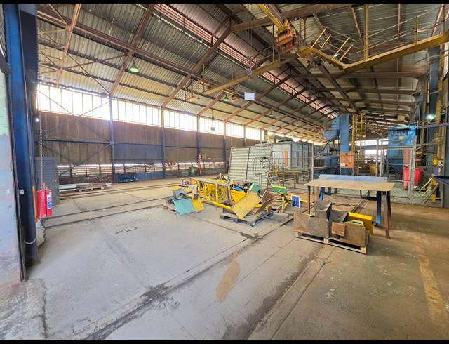 1,200M² FACTORY TO LET IN BOKSBURG EAST